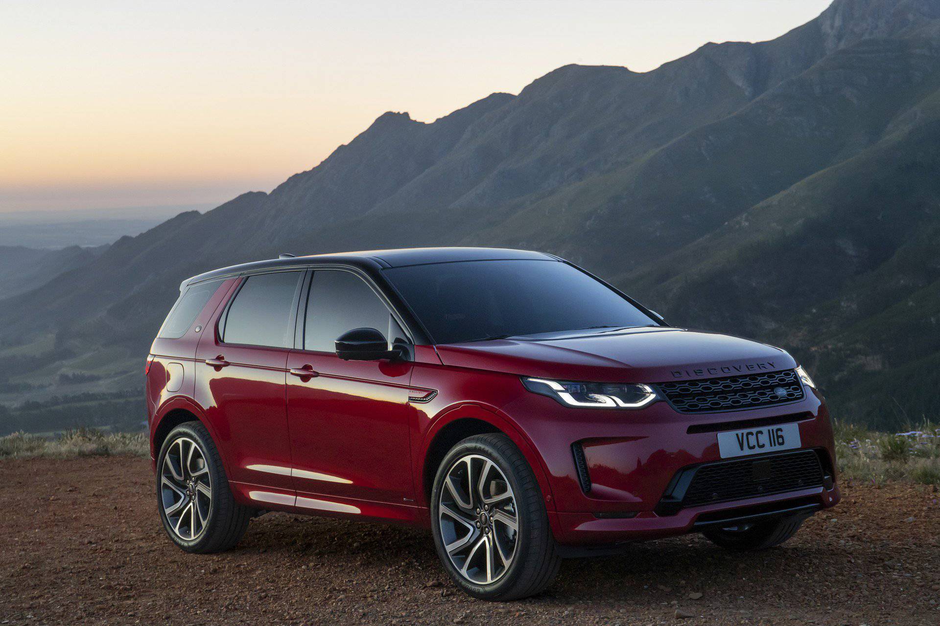 Makyajlı Land Rover Discovery Sport Türkiye'de: İşte fiyatı ve özellikleri