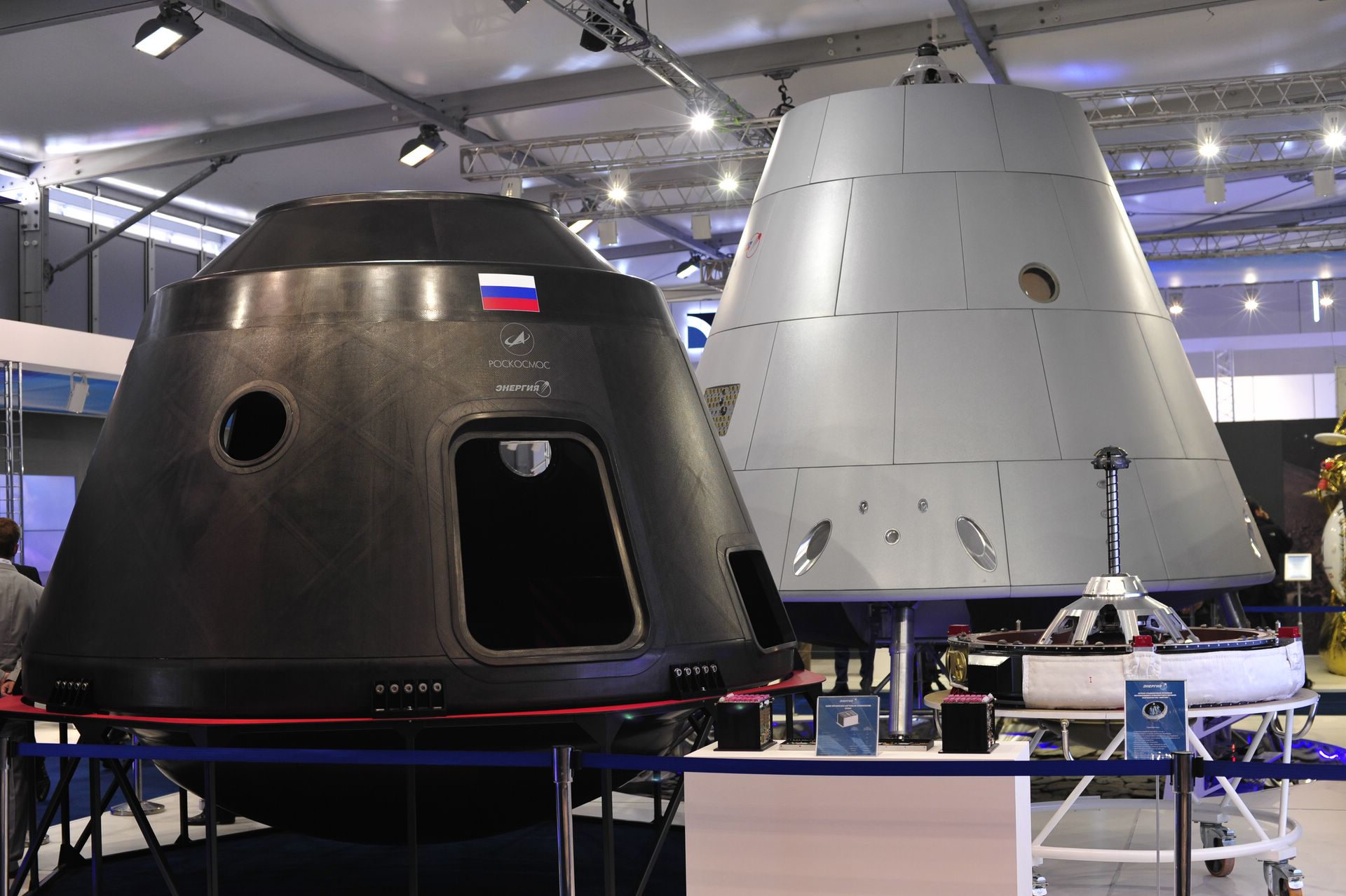 Ateşli silahlar, Rus kozmonotların hayatta kalma çantalarına yeniden dahil edilebilir