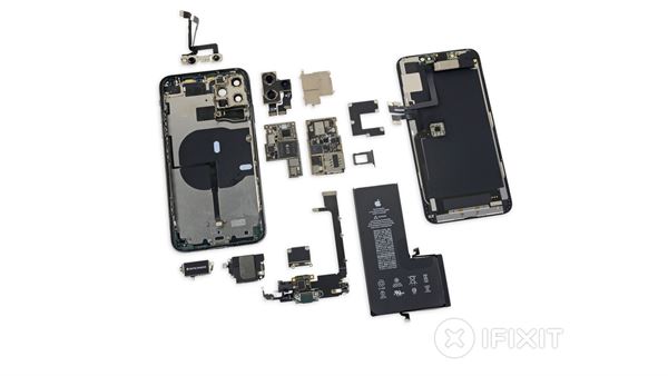 iphone 11 pro max parcalari arasinda
