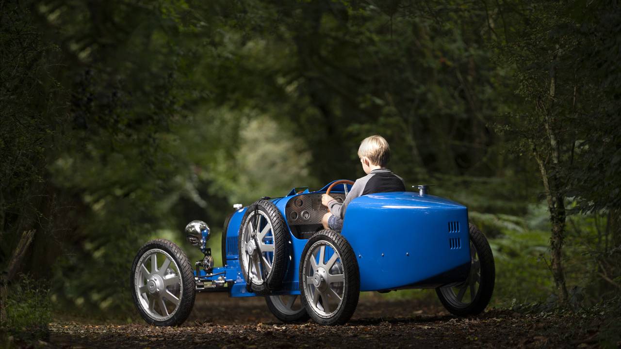 Bugatti Baby II elektrikli çocuk arabası kısa sürede tükendi