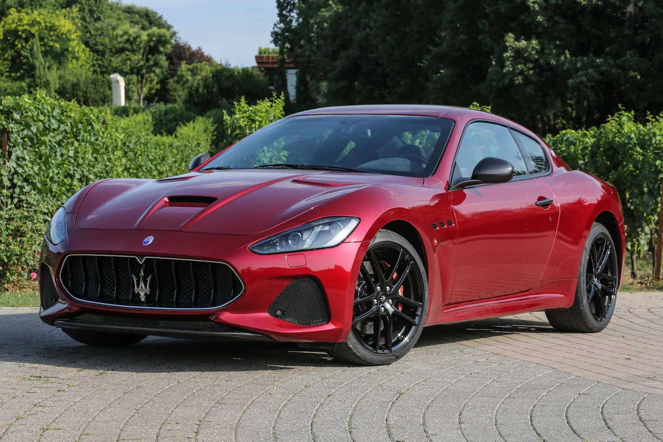 Maserati elektrikli otomobil üreteceğini açıkladı