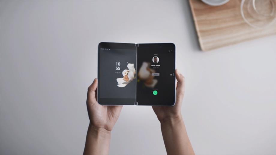Android işletim sistemli Surface telefonu karşınızda