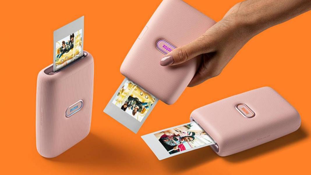 Instax şimdi de mobil fotoğraf yazıcısı geliştirdi 