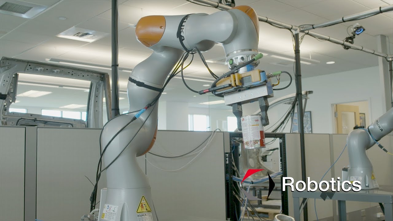 Toyota, robotları eğitmek için VR teknolojisini kullanıyor