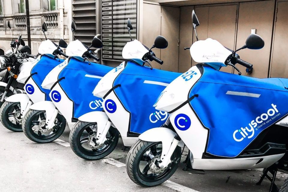Uber uygulaması Paris’te elektrikli mopedlere sahip oldu