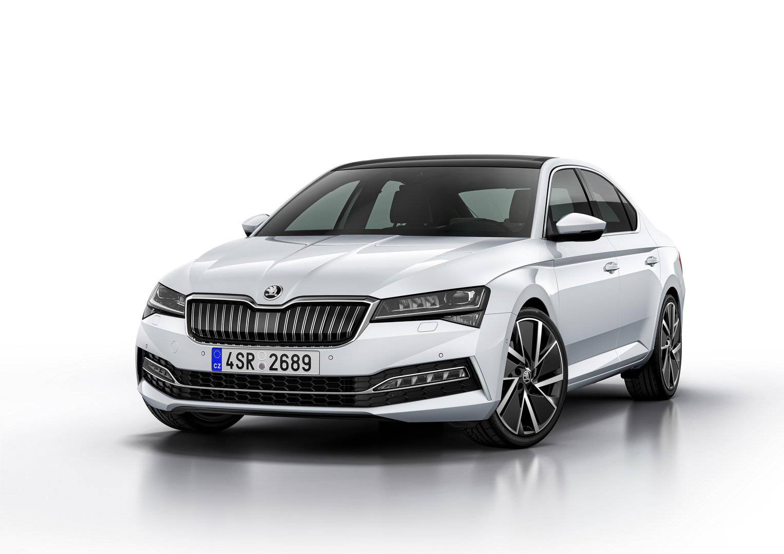 yeni skoda superb fiyat