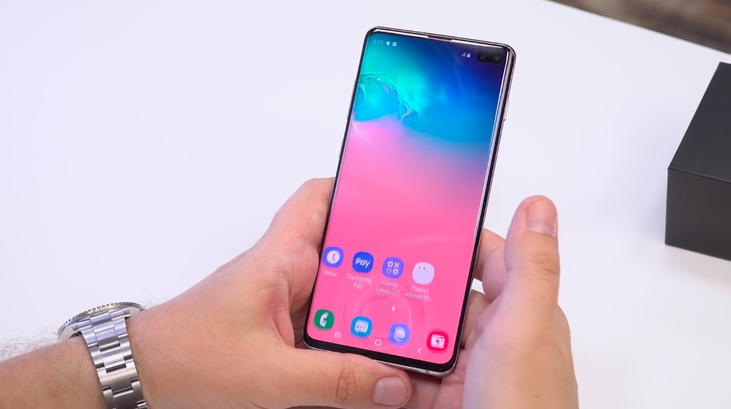 Galaxy S11'in tüm versiyonları 5G bağlantısını destekleyecek