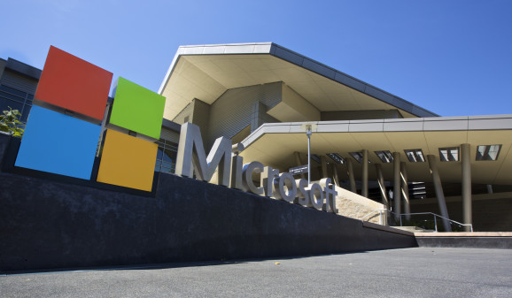 Microsoft, Amazon'u 10 milyar dolarlık Pentagon JEDI bulut sözleşmesiyle yendi