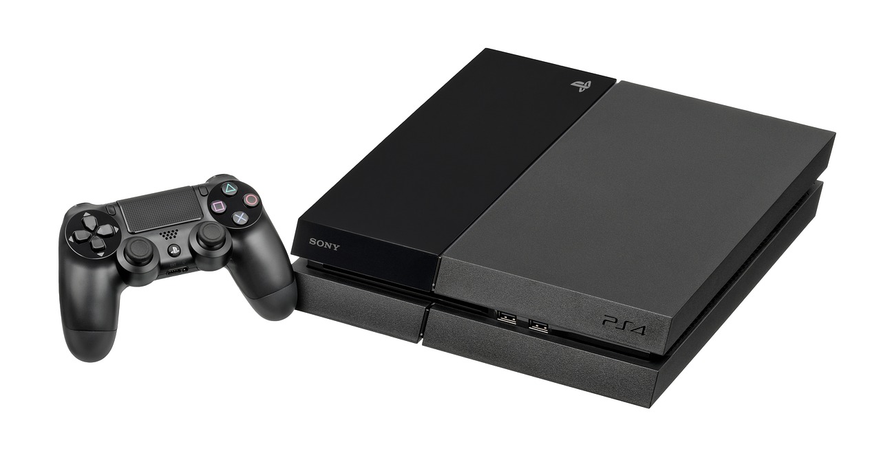 Sony PS4 tüm zamanların en çok satan ikinci masaüstü konsolu oldu