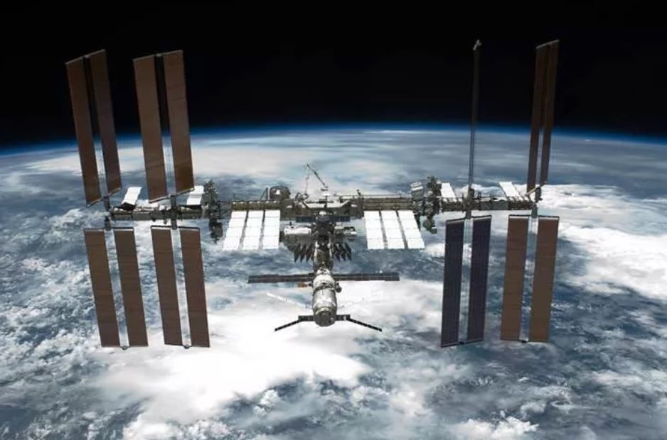 SpaceX hayal kırıklığı oldu: NASA, Rus uzay araçlarıyla iki yıl daha devam edecek