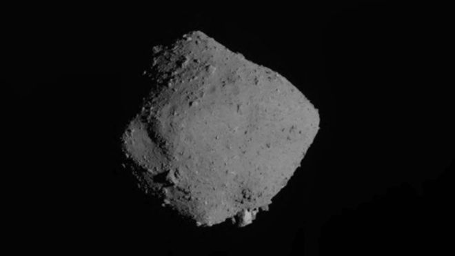 Ryugu asteroitine iniş yapan Hayabusa 2, Dünya'ya geri dönüyor