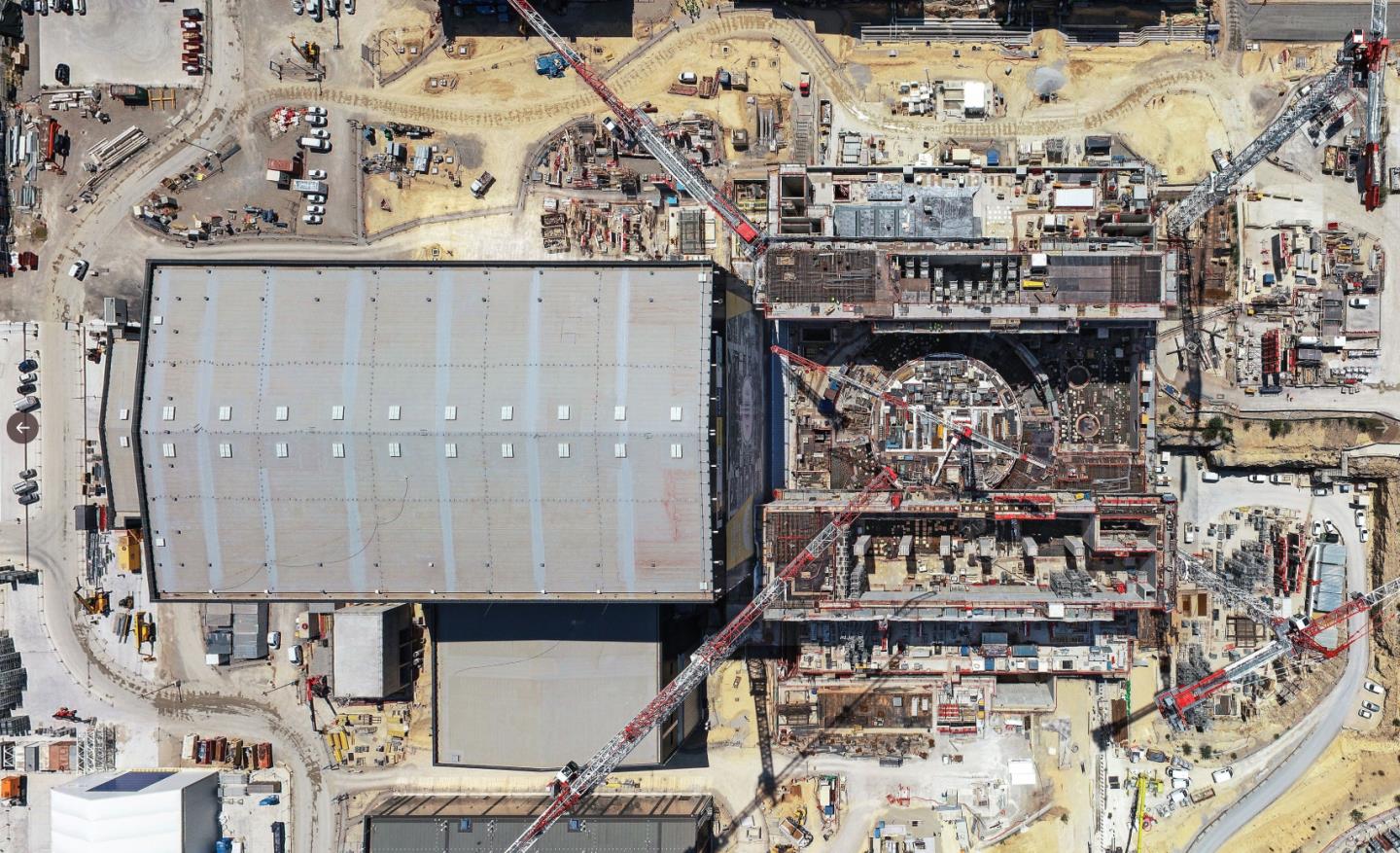 Dünyanın en büyük tokamak füzyon reaktörüne ev sahipliği yapacak binanın inşaatı tamamlandı