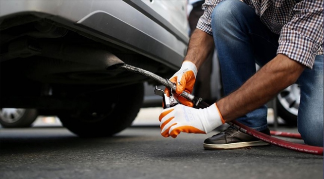 Trafikte yeni dönem: Egzoz ölçümü yaptırmayanlara otomatik ceza kesilecek