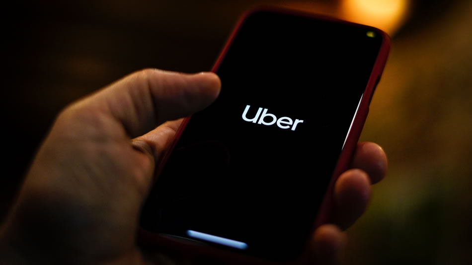 Uber, taksicilerin şikayeti üzerine Kolombiya'da da yasaklandı