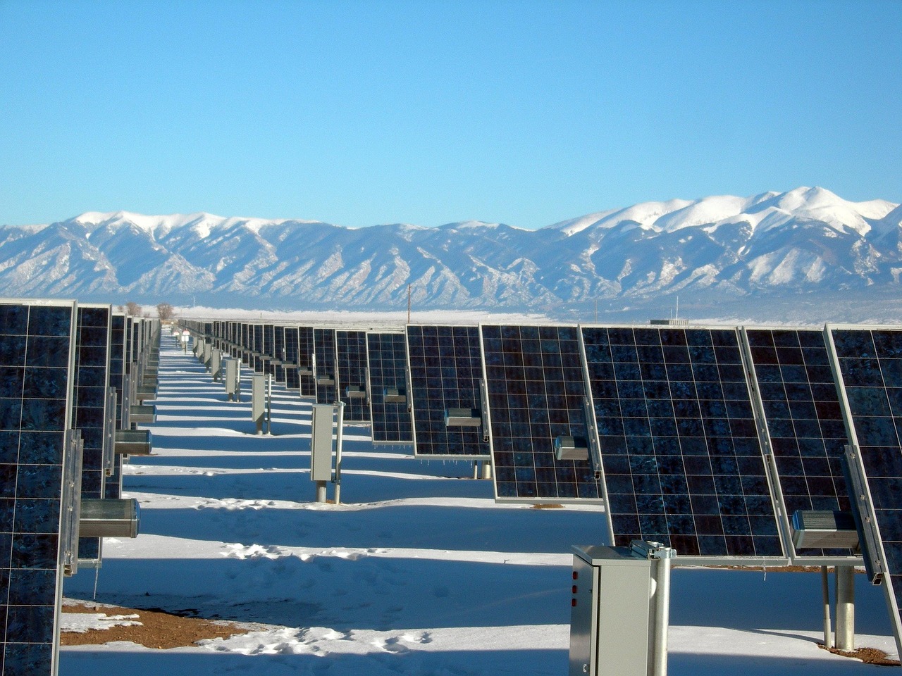 Bilim insanları 2050'ye kadar tamamen temiz enerjiye geçişi sağlayabilecek yöntem geliştirdiler