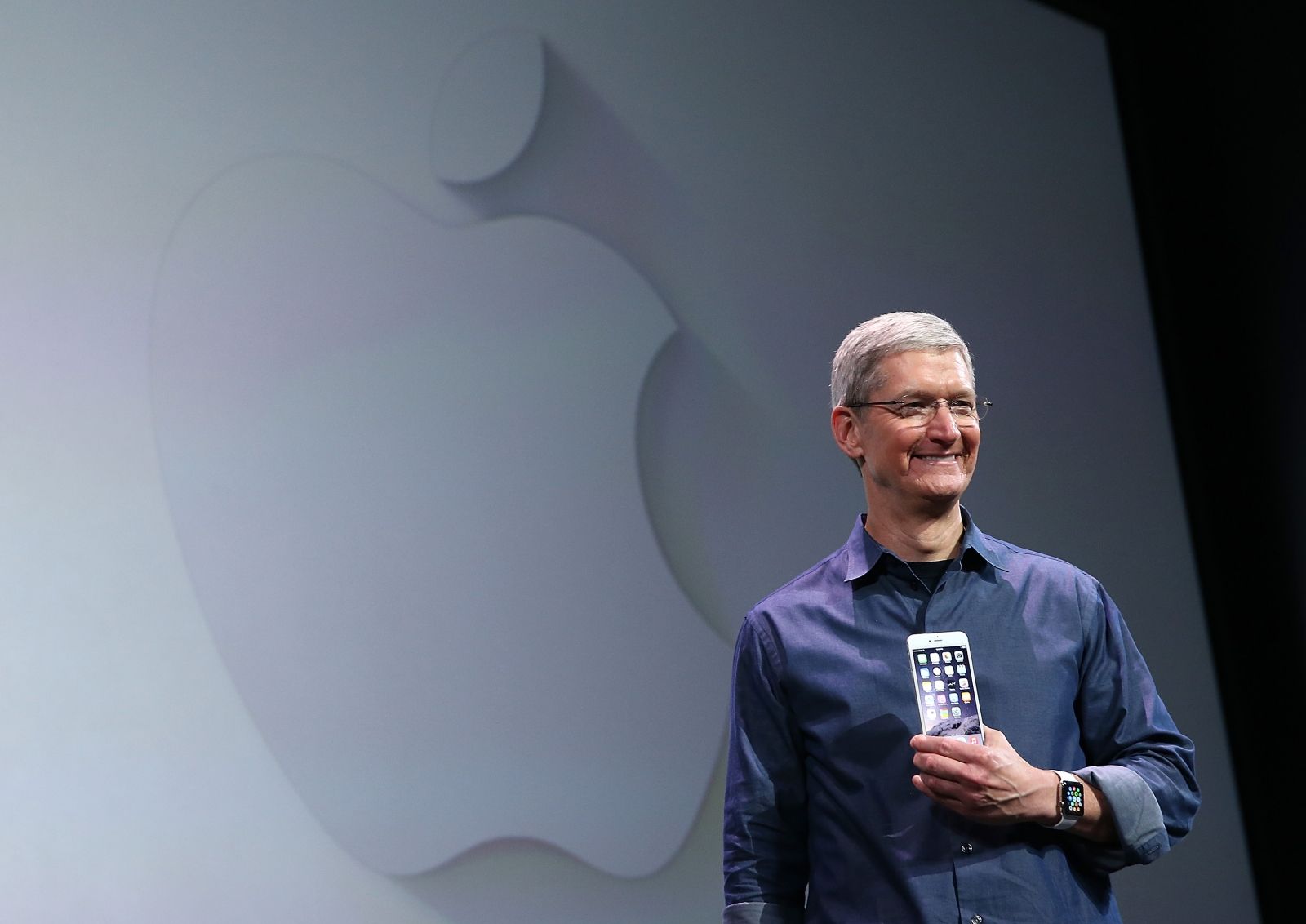 Apple CEO'su Tim Cook, 2019 yılında 11.5 milyon dolar kazandı