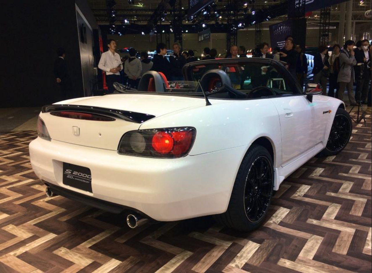 Honda S2000, yeni aksesuarlarıyla Tokyo'da sergilendi