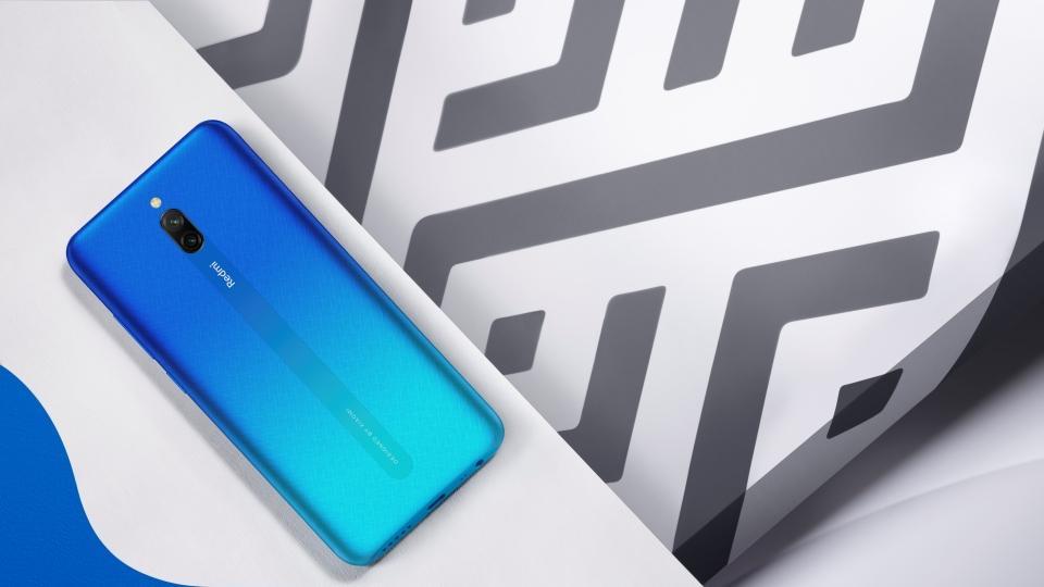 6.22 inç ekran ve çift arka kameralı Redmi 8A Dual tanıtıldı