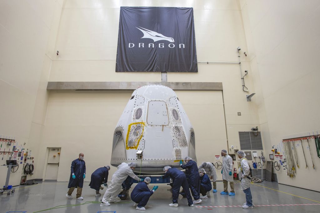 SpaceX nihayet uzaya insan taşımaya başlıyor