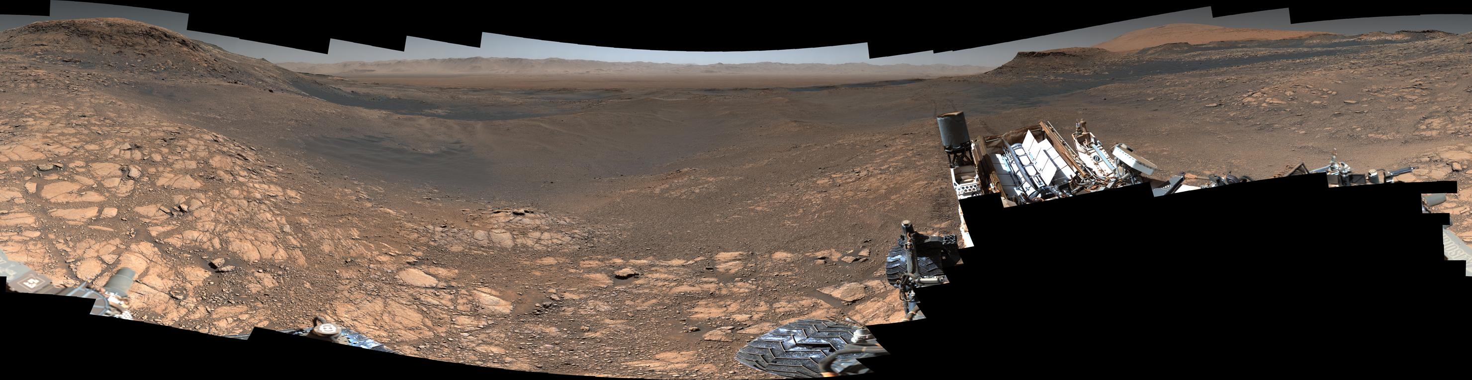 Curiosity'den tam 1,8 milyar piksellik müthiş Mars panoraması