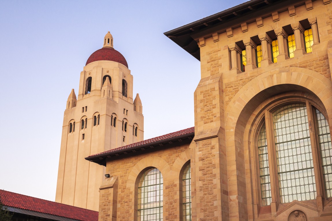 Stanford’da tüm sınıftan eğitimli dersler iptal edildi