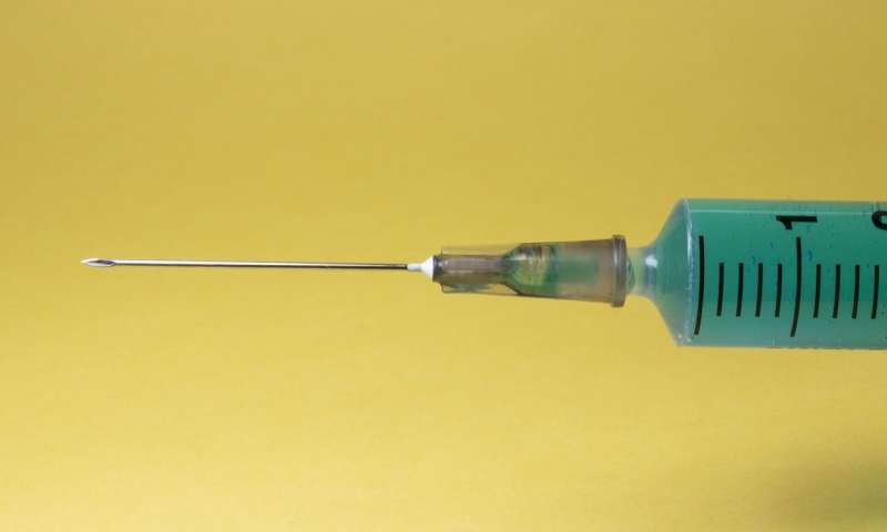 Uzmanlar koronavirüs aşısı için acele edilmemesi gerektiğini iddia ediyor