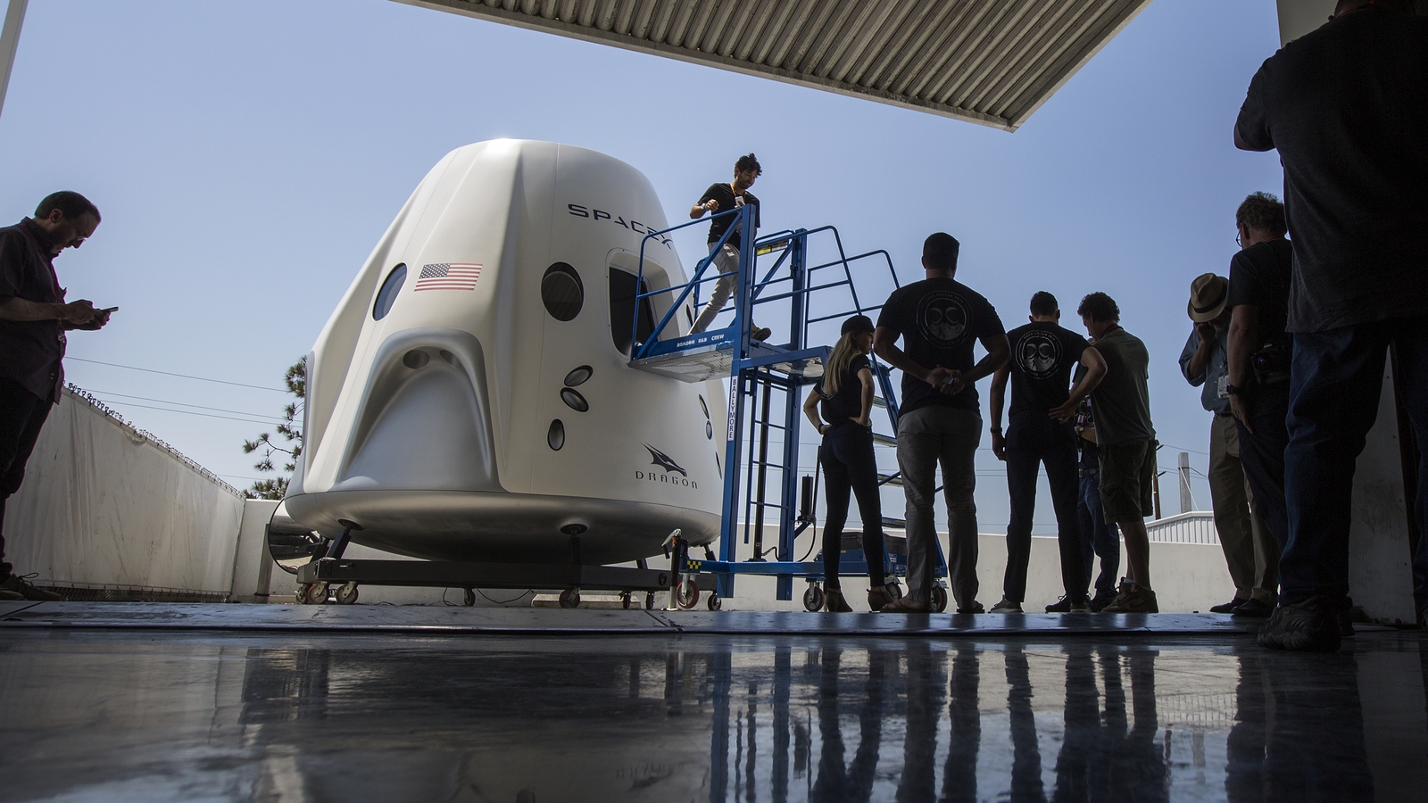 NASA, SpaceX’e ait Crew Dragon kapsülüyle düzenlenecek ilk resmi görevin personelini seçti