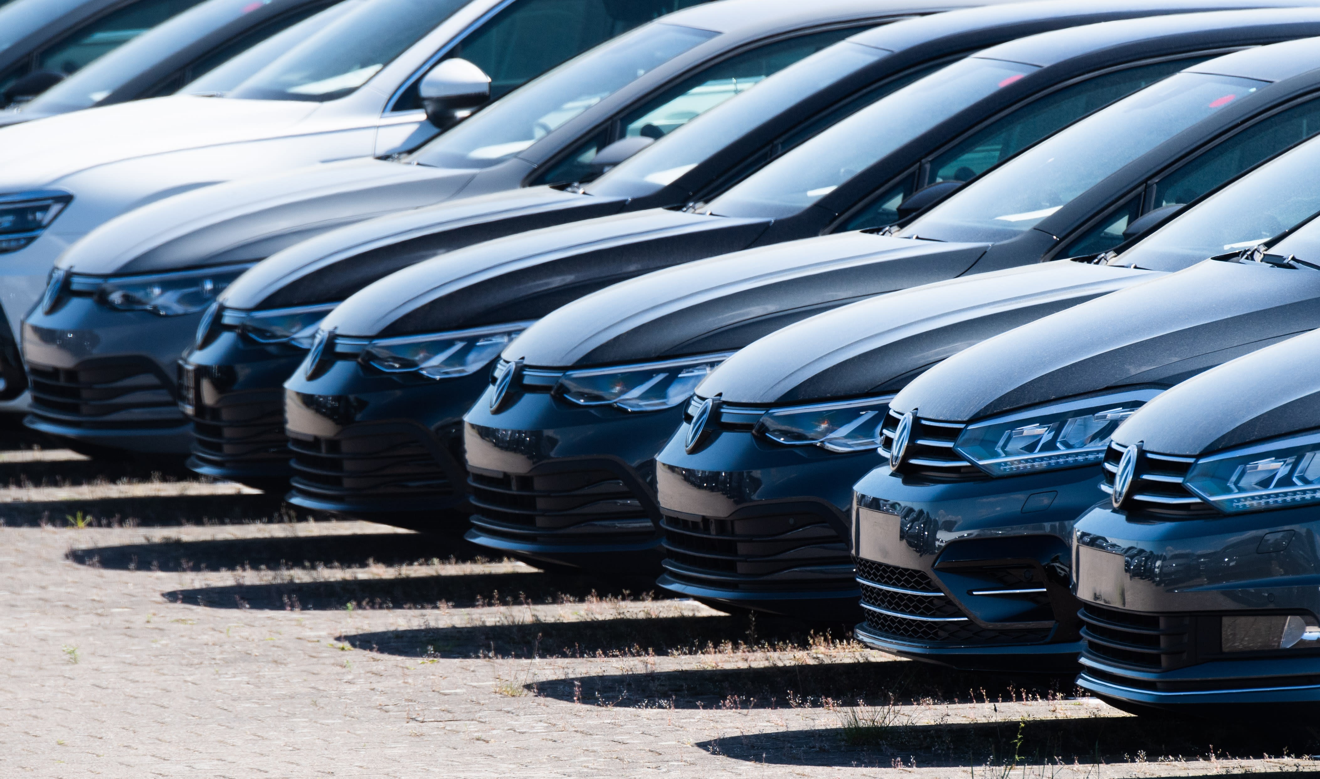 Volkswagen ID elektrikli araçlarını sadece internet üzerinden satacak
