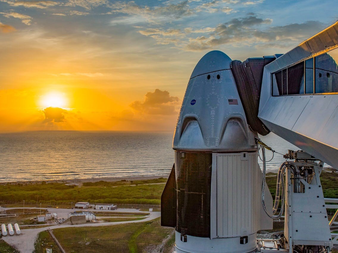 SpaceX ilk kez uzaya astronot fırlattı! Canlı yayın devam ediyor