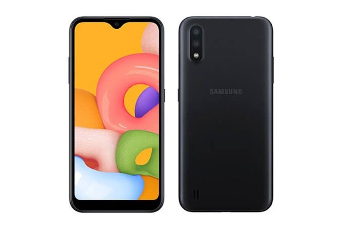 Giriş seviyesinde Galaxy M01 tanıtıldı