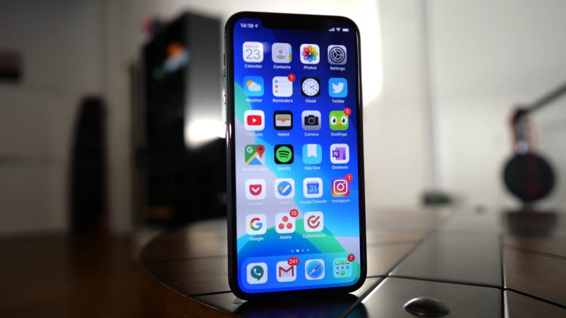 iOS 13.5 güncellemesi ile birlikte iPhone 11'lerde yeşil ekran sorunu başladı