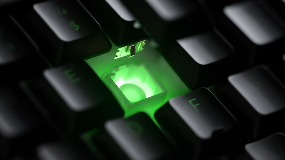 Razer Ornata V2 oyuncu klavyesi medya kısayolları ile geliyor