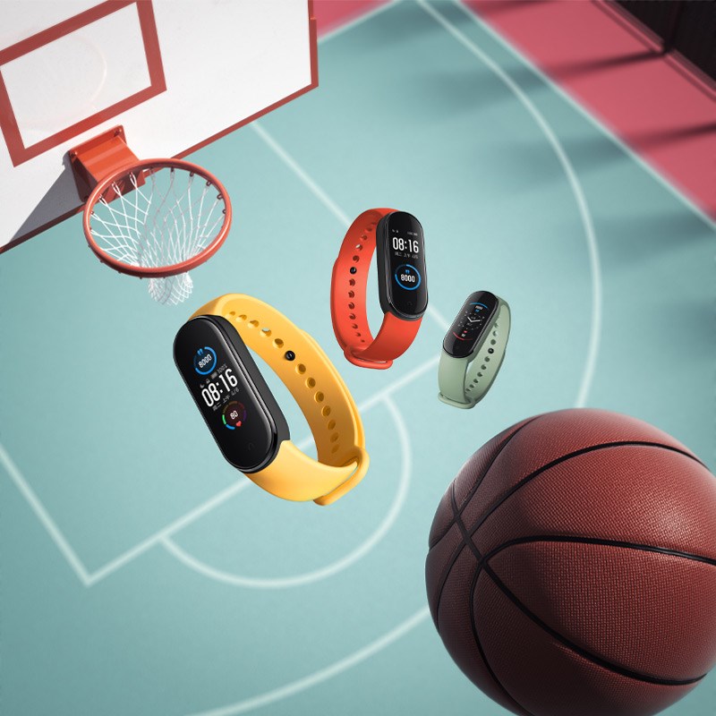 Xiaomi Mi Band 5 tanıtıldı: Manyetik şarj, AMOLED ekran ve NFC