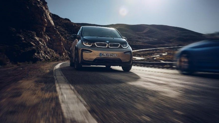 Uzun menzilli BMW i3 Türkiye'de: İşte fiyatı ve özellikleri
