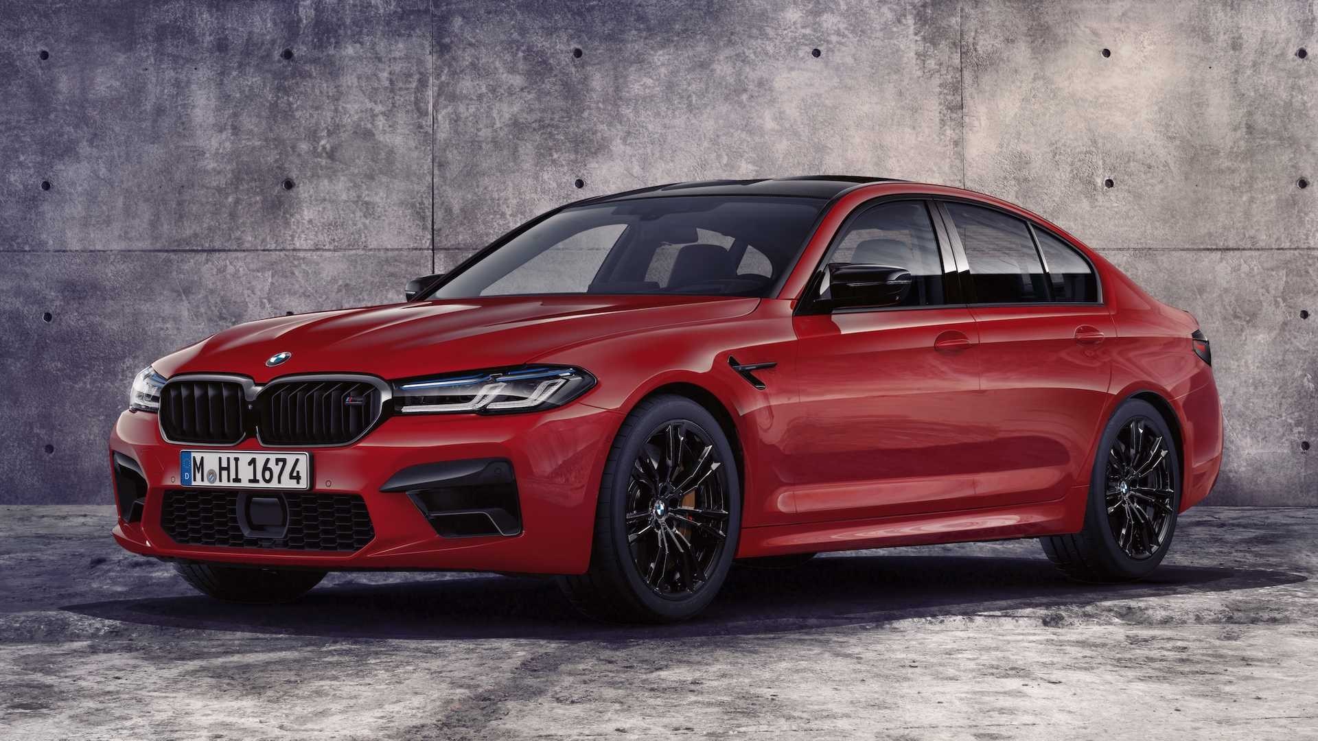 2020 BMW M5 yeni yüzü ve teknolojileriyle tanıtıldı