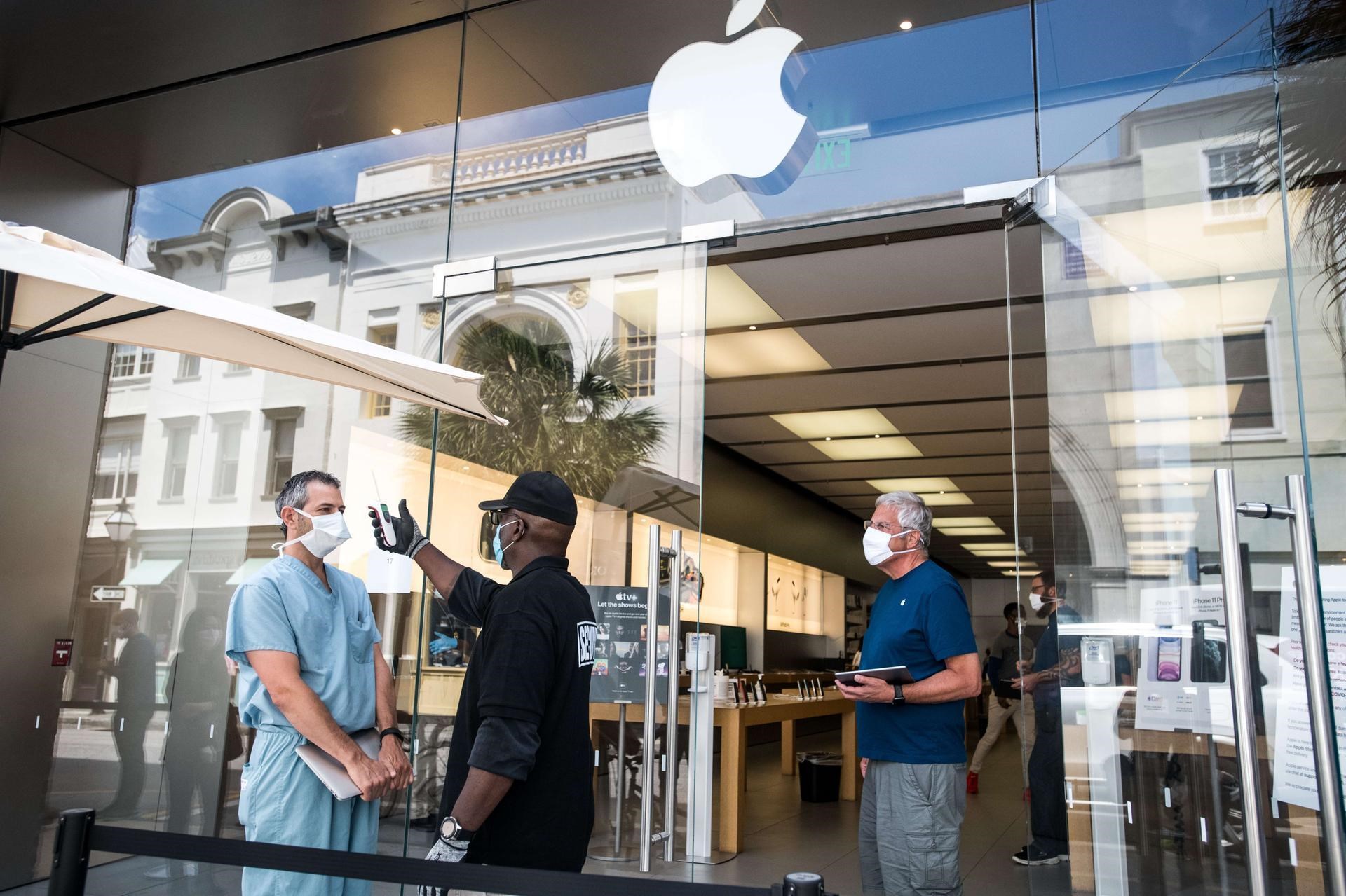 Apple, artan COVID-19 vakaları sebebiyle ABD'deki mağazalarını tekrar kapatmaya başladı