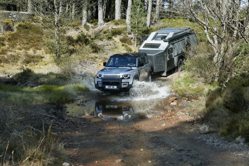 Yeni Land Rover Defender Türkiye'de: İşte fiyatı ve özellikleri