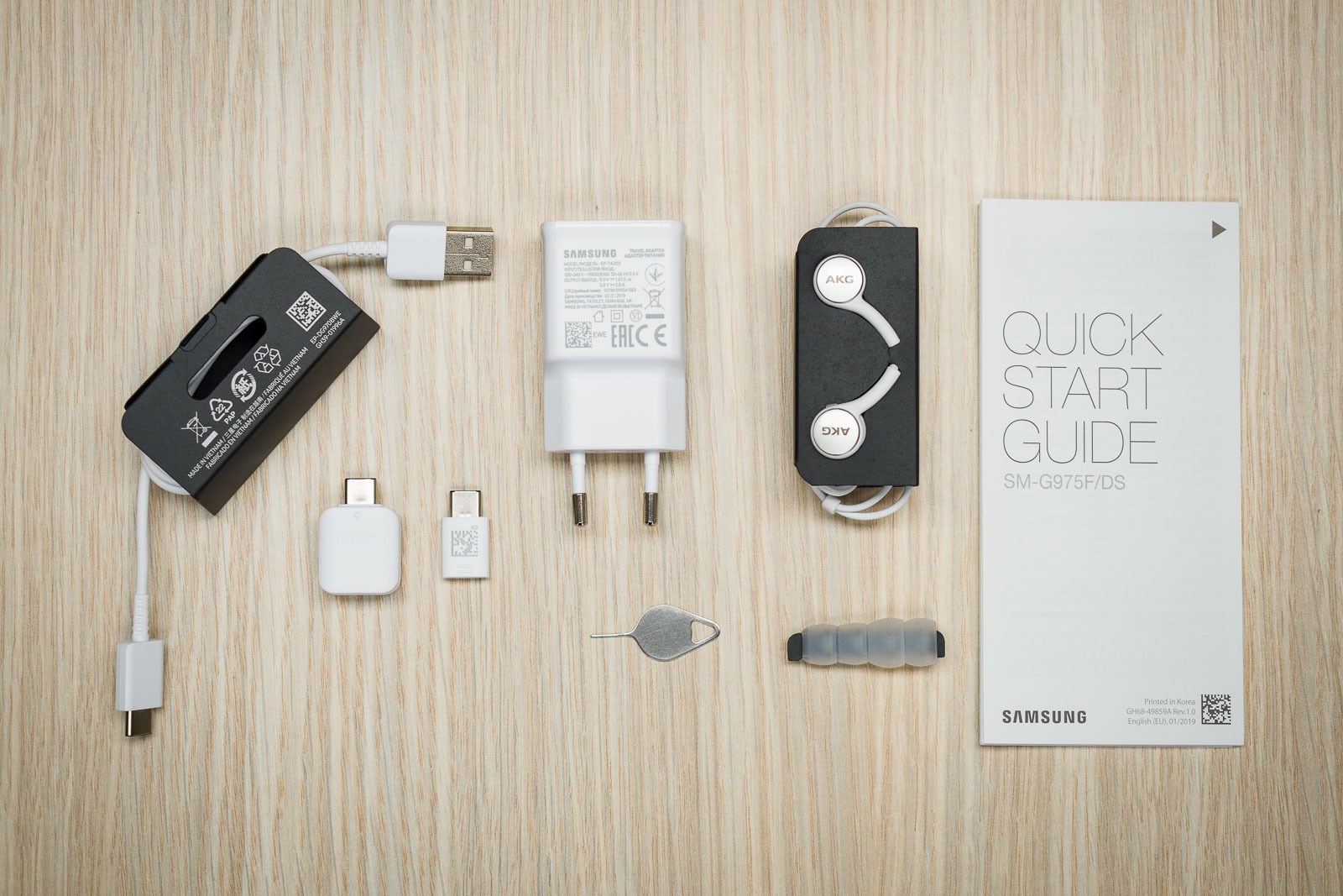 Samsung yeni telefonlarının kutusundan şarj aletini çıkarmayı planlıyor