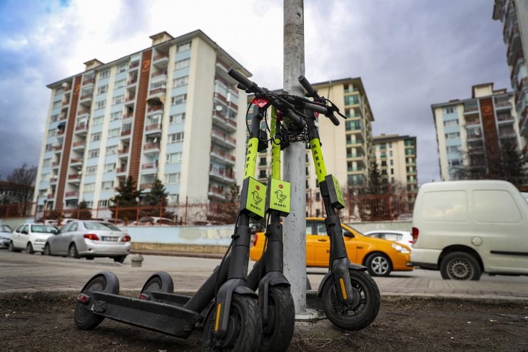 Bakan açıkladı: Elektrikli scooter'lara düzenleme geliyor