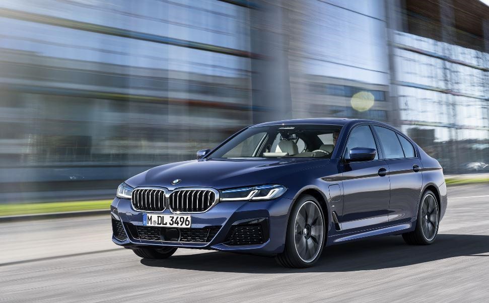 BMW onayladı: Yeni nesil 5 Serisi tamamen elektrikli versiyonla gelecek