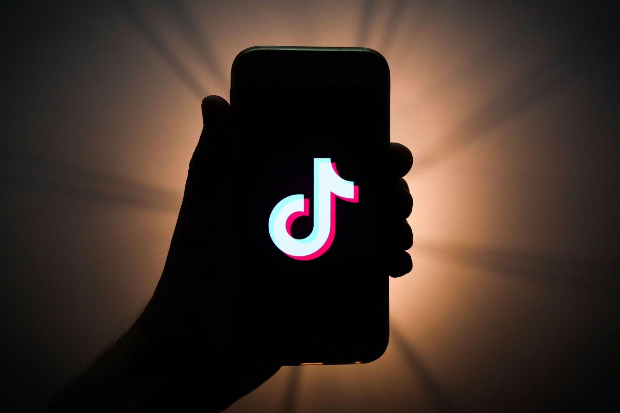 Trump, TikTok'un ABD'li bir şirkete satılması için 45 gün süre verdi