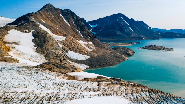 Grönland buzullarındaki erime, artık dönüşü olmayan yola girdi! İnsanlık için alarm zilleri çalıyor