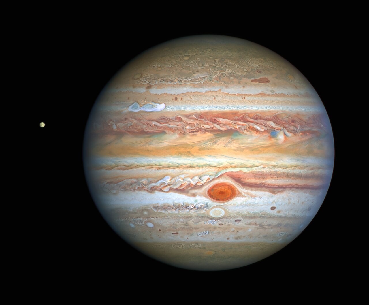 Hubble'dan büyüleyici Jüpiter ve Europa fotoğrafı