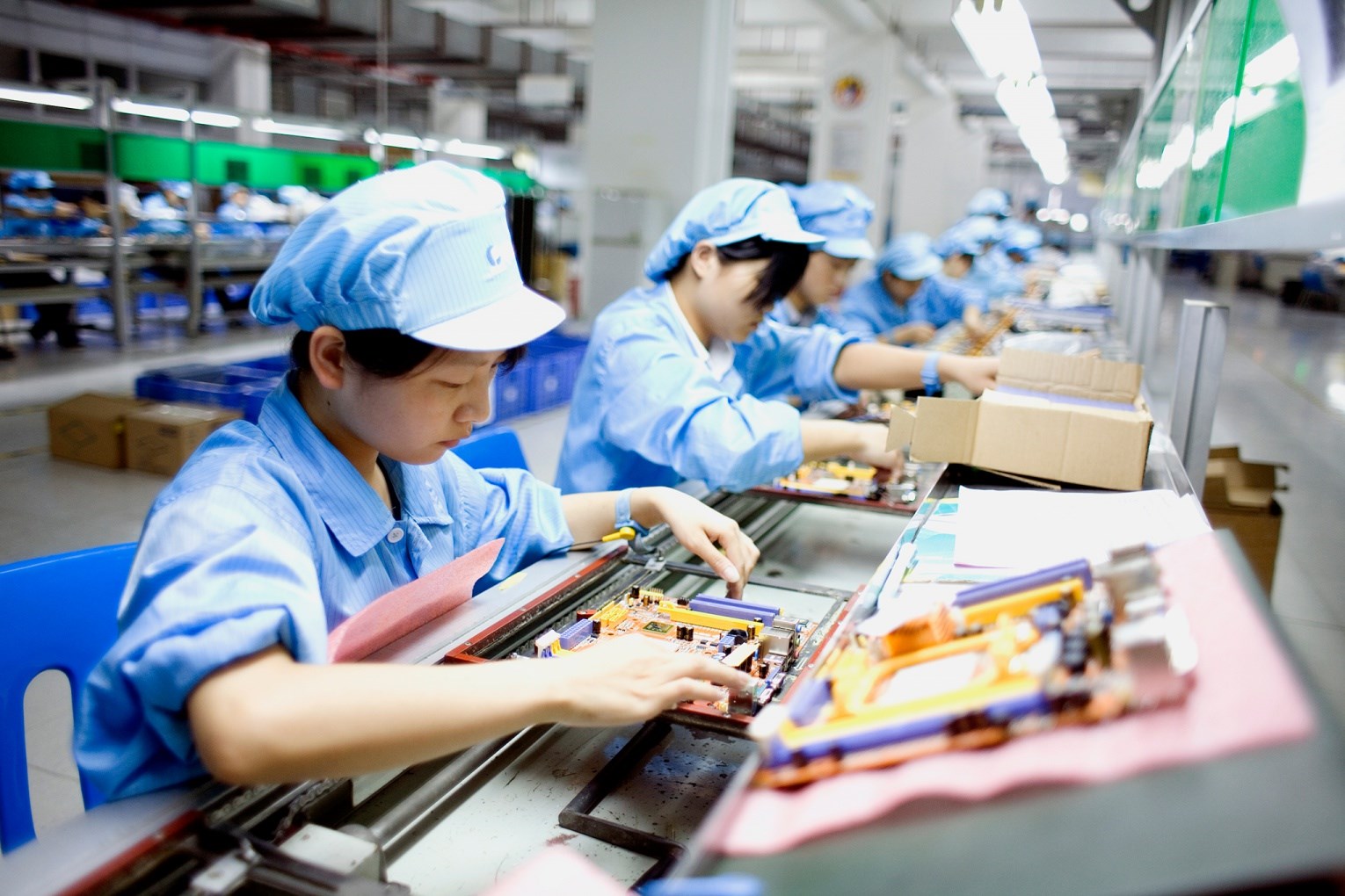 Dizüstü bilgisayar üretimi Çin'den, Vietnam'a kayıyor