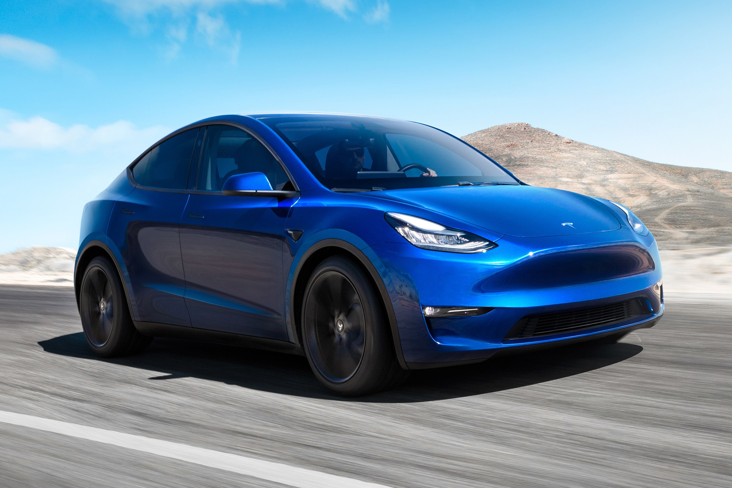 Tesla, 2 bin dolar karşılığında elektrikli araçlarının hızlanma süresini kısaltıyor