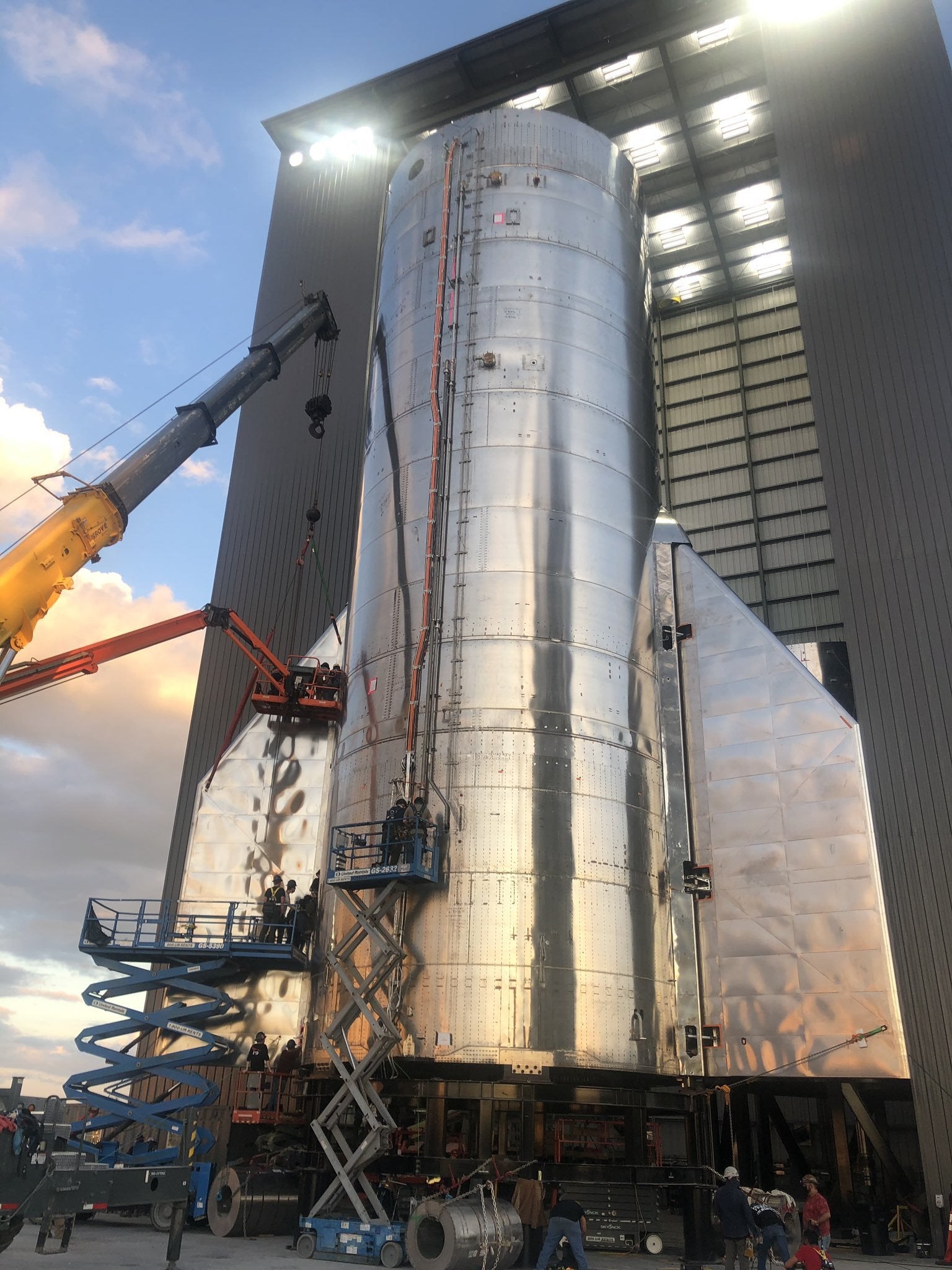 SpaceX, Starship’in yüksek irtifa uçuşu için hedef küçülttü