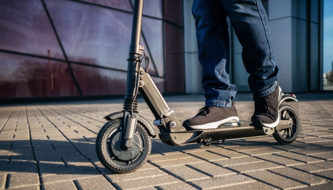 Bakan Karaismailoğlu: 'Yerli elektrikli scooter'ların üretimi için çalışmalara başladık'