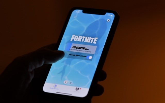 Epic'in, Fortnite'ı App Store'a geri getirme planı bir sonraki duruşmaya kaldı