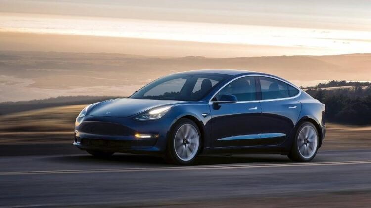 Tesla, Çin'de üretilen Model 3'leri Avrupa'ya ihraç etmeye başlıyor