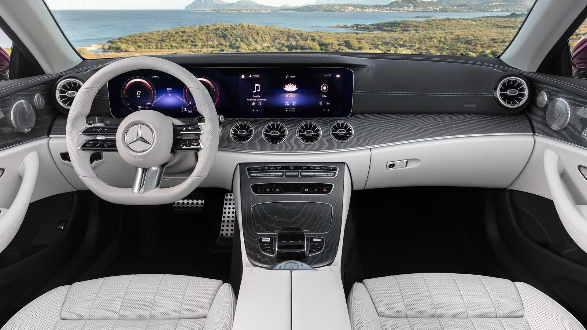 Yeni Mercedes-Benz E-Serisi Coupé ve Cabriolet Türkiye’de: İşte fiyatı ve özellikleri